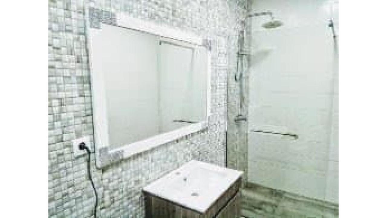 Apartamento T2- Apartamento Do Gu Apartment Ponta Delgada  Bagian luar foto